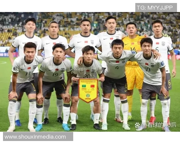 中国血统的足球明星是谁他在国际赛场上的表现如何